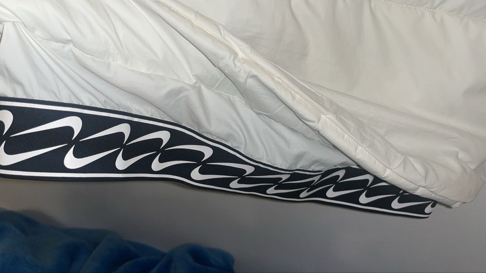 Casaco comprido da Nike