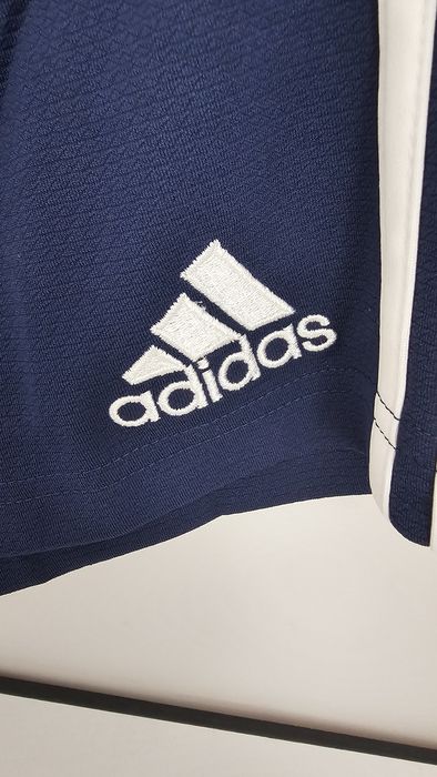 Spodenki  / shorty nowe Adidas Climacool modny kolor rozmiar YL