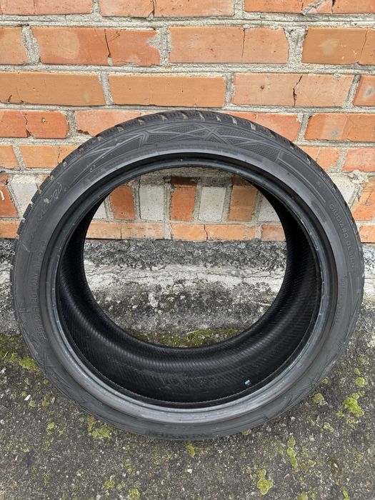 Зимова гума Vredestein WintracPro R20 255/40