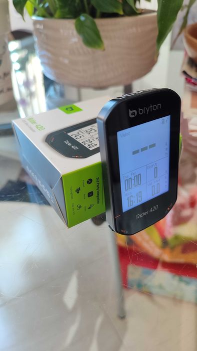 GPS Bryton Rider 420 como novo