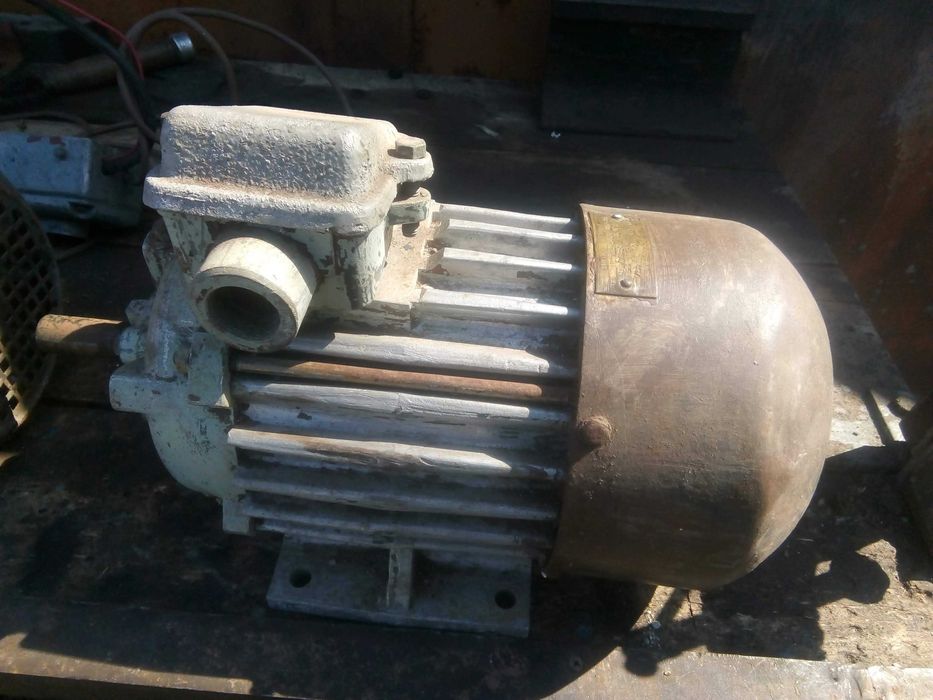 Електродвигуни Союз