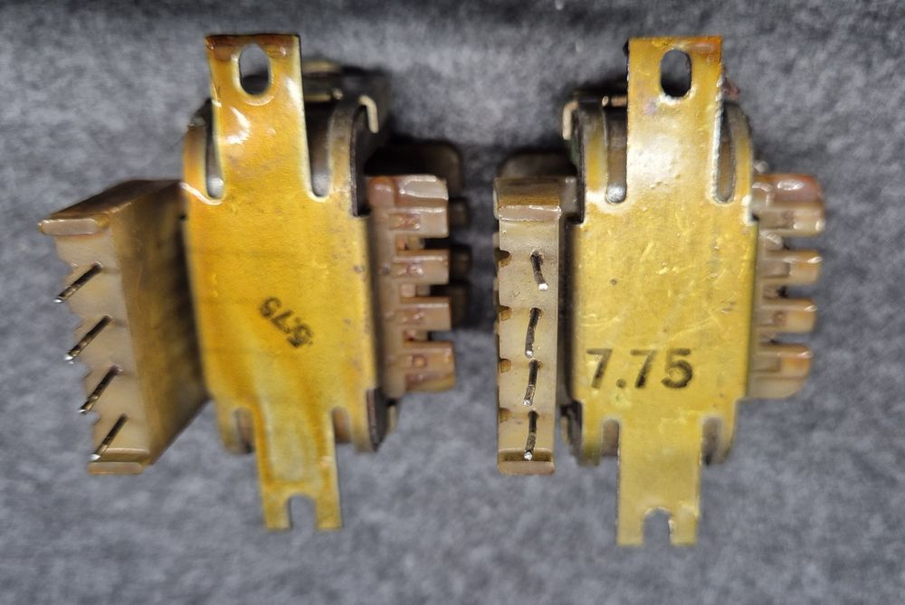 Transformator 2szt.  Unitra Zatra  TWOP7/80/30/666 TWOP  7/80/30