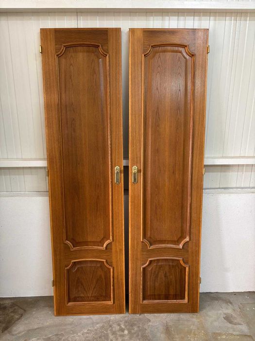 Porta de Carvalho Roupeiro