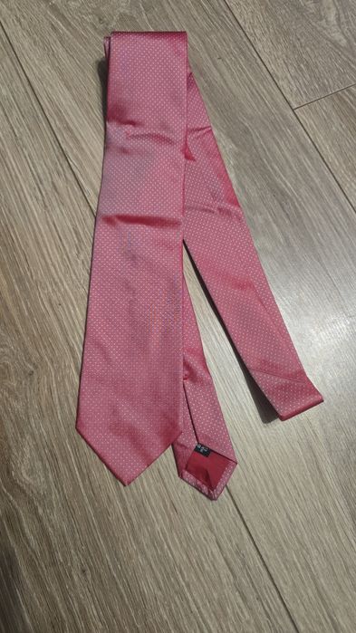 Продам оригінальні  галстуки Hugo Boss