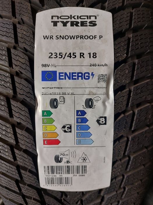 235/45r18 Nokian WR Snowproof P 98V