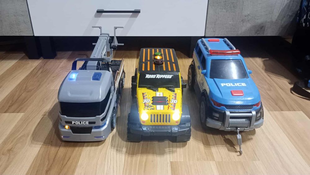 Policja holowniki jeep