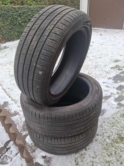 Opony całoroczne Pirelli