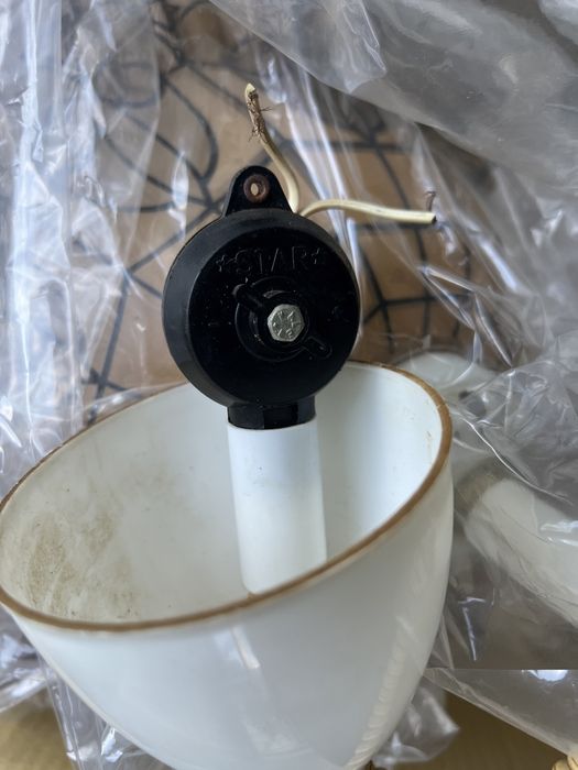 Люстра світильник