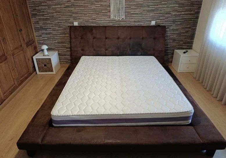 Cama de Casal com Estrado e Colchão 160x200