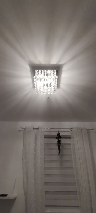 Żyrandol w stylu Glamour