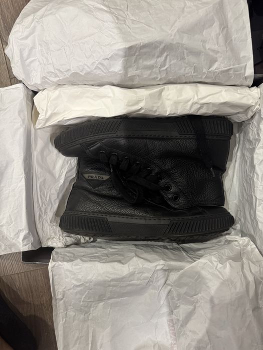 Шкіраяні високі кросівки PRADA Stratus чорні (оригінал)