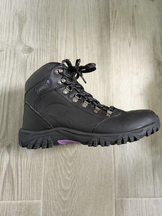 Botas Gelert em couro/à prova de água