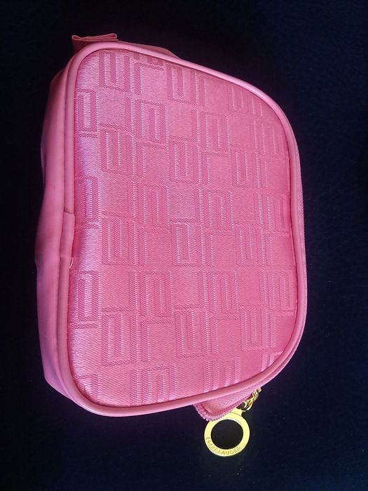 3 bolsas de maquilhagem