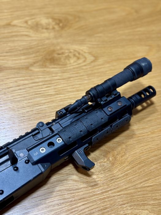 GBBR Tokyo Marui AKX + 5 mags
