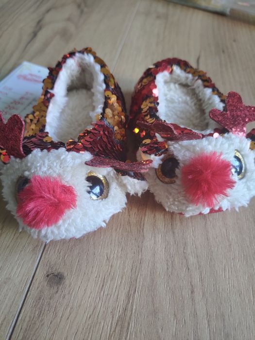 Nowe Kapcie renifery cekiny świąteczne r.19 r.20 r.21