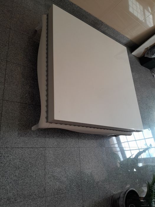 Mesa de centro 120cm²