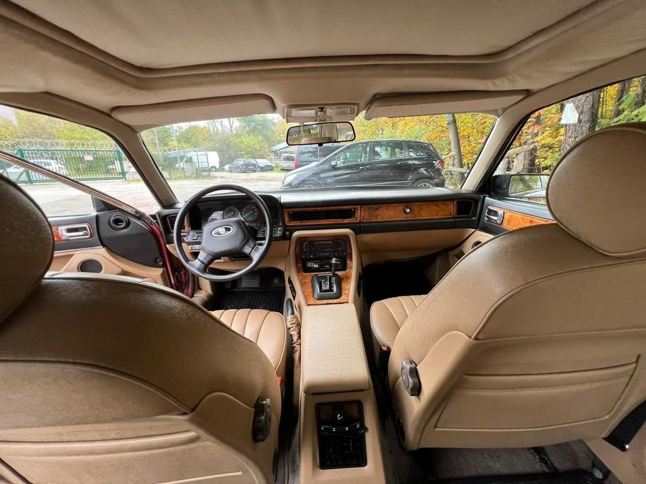 Jaguar XJ40 Sovereign 3.6 1989
