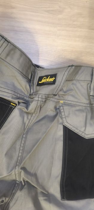 Snickers Workwear krótkie spodenki robocze r. 52 NOWE