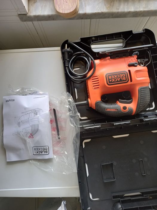 Serra Black + Decker BDJIG520 520W