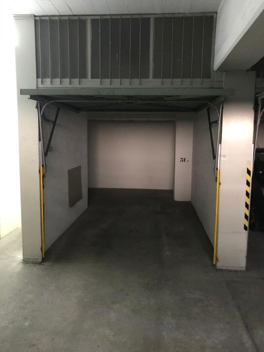 Parqueamento Queluz/Pendão/Monte Abrão: Arrecadação/Aluguer de lugar