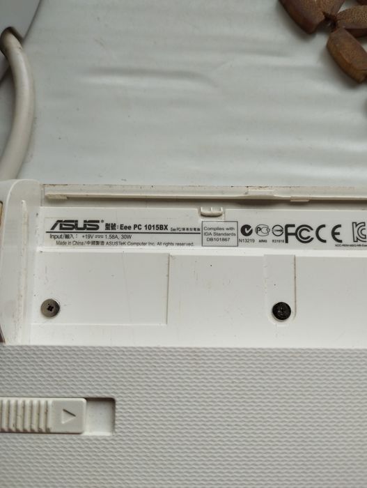 Нетбук Аsus 2 гб