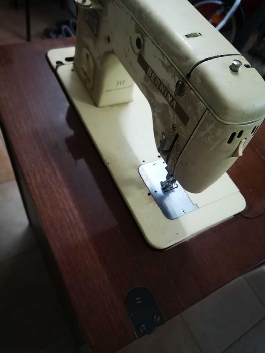Máquina de Costura