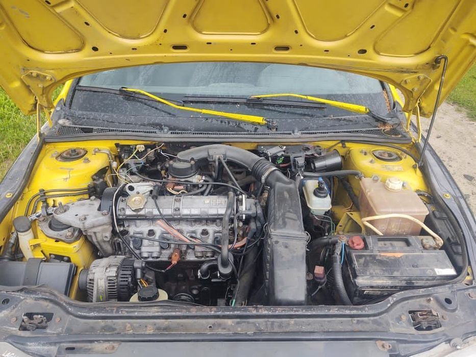 Renault Laguna ...