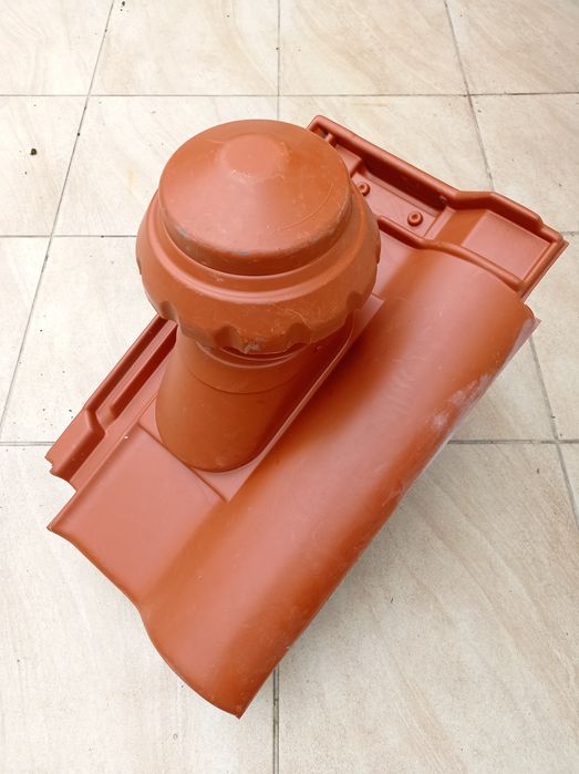 Kominek wentylacyjny do dachówek