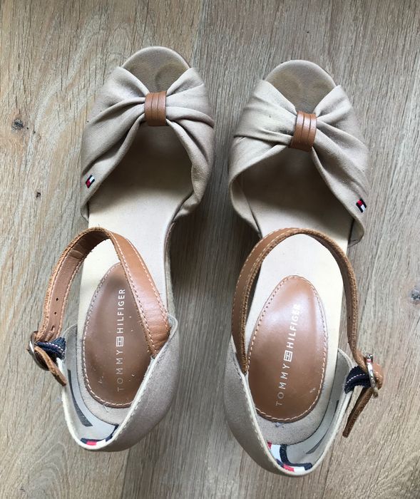 Buty damskie espadryle Tommy Hilfiger rozm.37