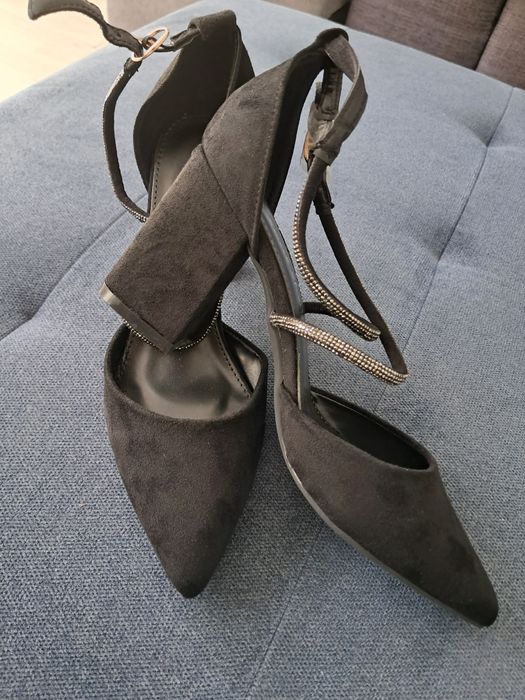 Śliczne buty na obcasie 36/37