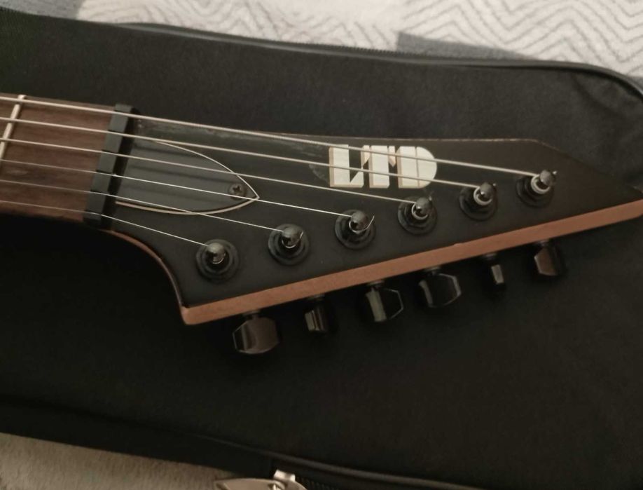 Электрогитара ESP M50 BLKS