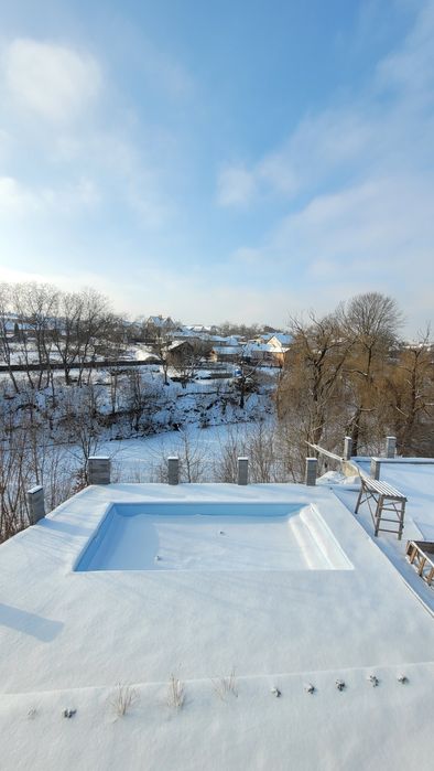 Продаж елітного будинку з басейном р-н  Старе місто
