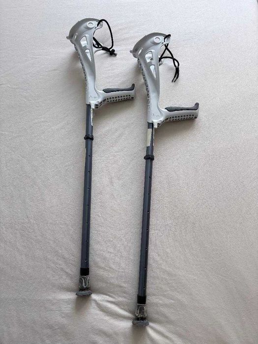 Par de canadianas / muletas