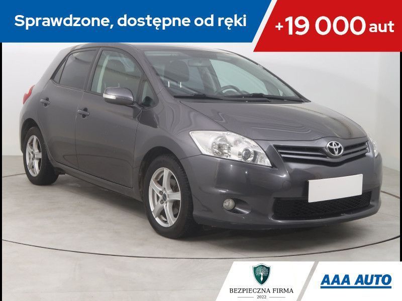 Toyota Auris 1.6 Valvematic, Klimatronic, Tempomat, Parktronic,ALU