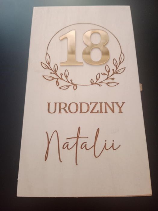 Pudełko na pieniądze na 18