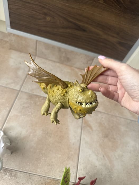 Як приборкати дракона беззубік