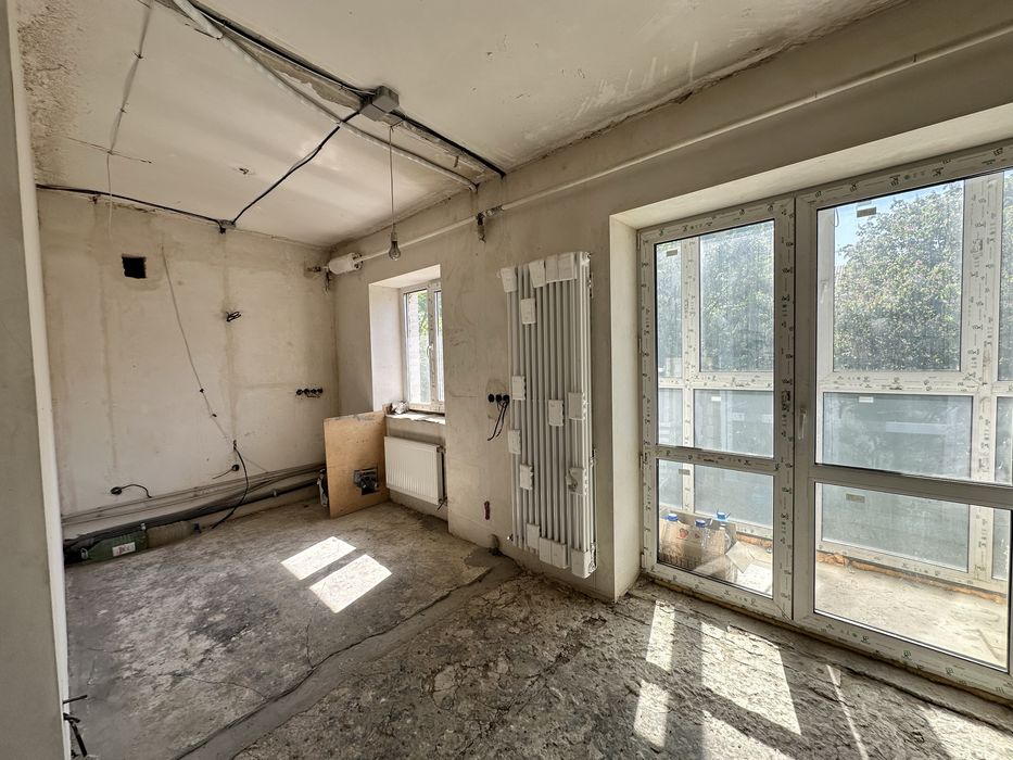Продаж квартири пров. Задорожний 6, ст. метро Голосіївська, парк, озеро
