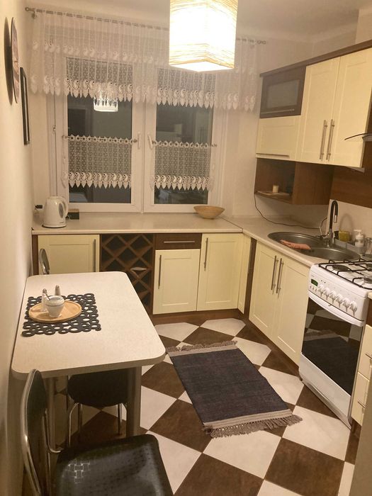 Wynajmę mieszkanie 2 pokojowe 48m2  Rzeszów ul. Lenartowicza 33