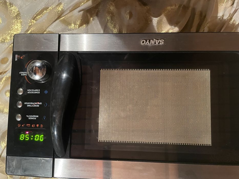 Продам микроволвку sonyo