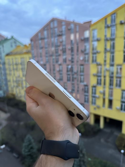 90% Аккум Идеал iPhone 13 256Gb Starlight Neverlock Айфон White