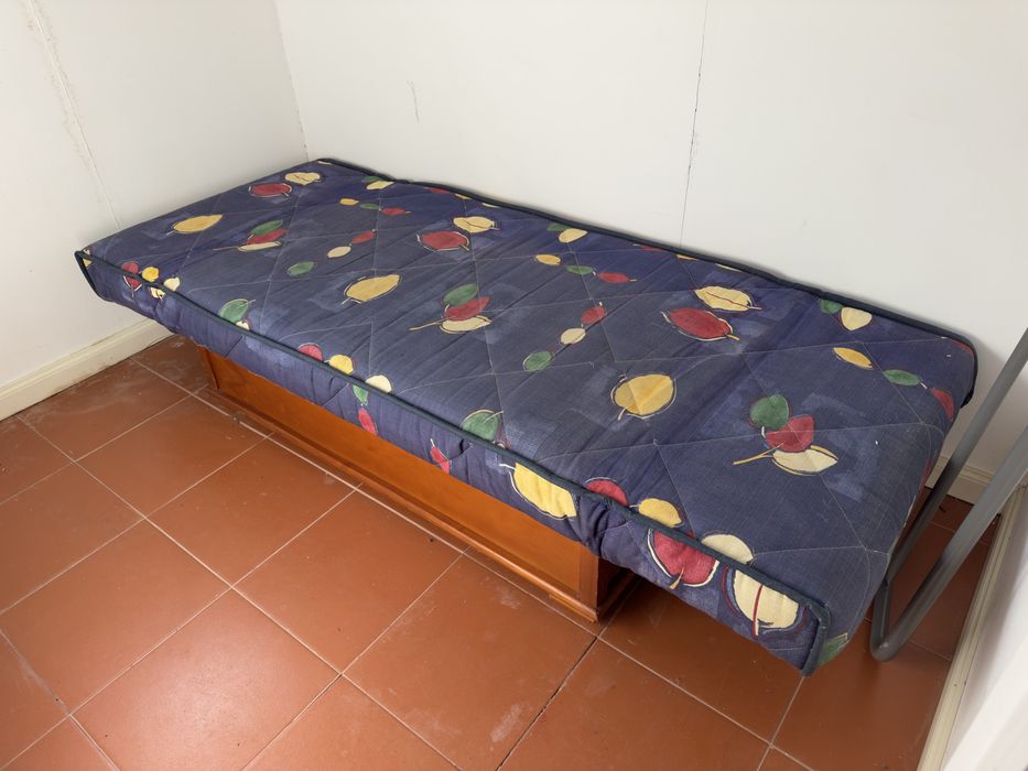 Sofá Cama 180cm Individual com Arrumação