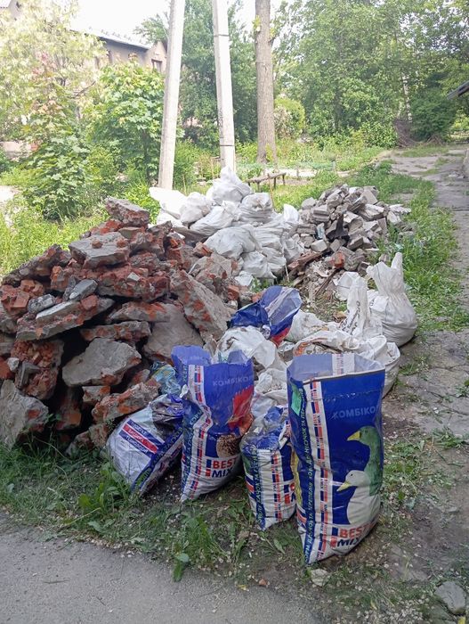 Вывоз строительного Мусора Старой мебели  Хлама  Уборка территории / Х