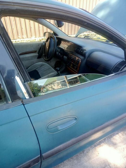 Opel Omega B 2.0i