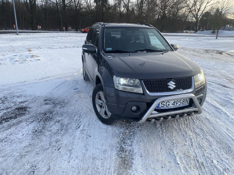 Suzuki Grand Vitara 2.4B 2011rok