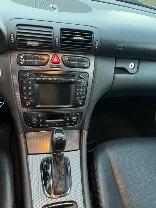 Carrinha Mercedes-Benz C200 CDI
