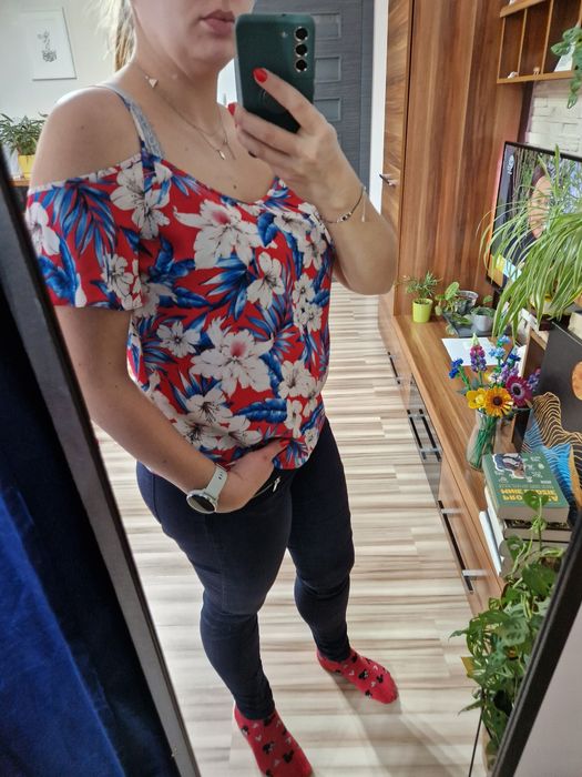 Bluzka hawajska w kwiaty