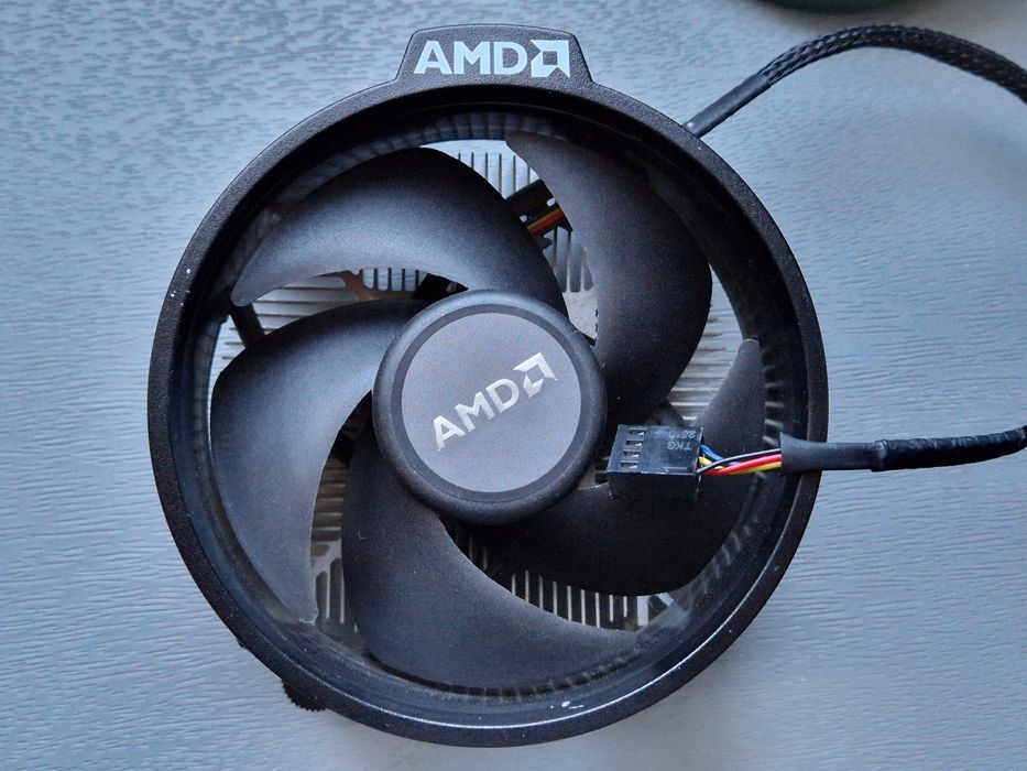 AMD Ryzen 5 2600 [Socket AM4]