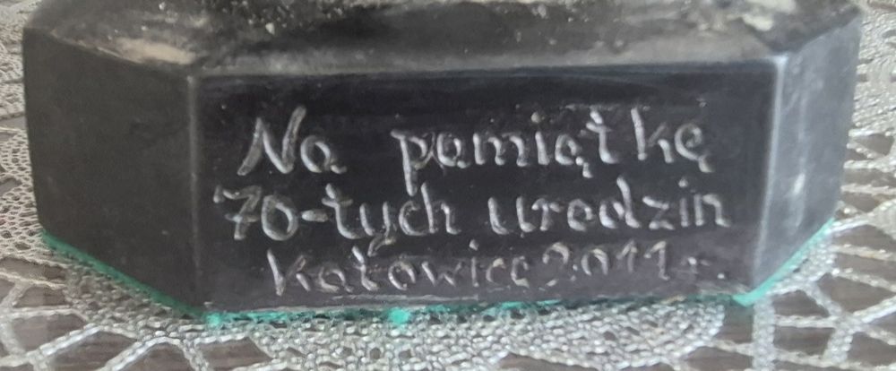 Duża figurka św. Barbary z grafitu 40cm