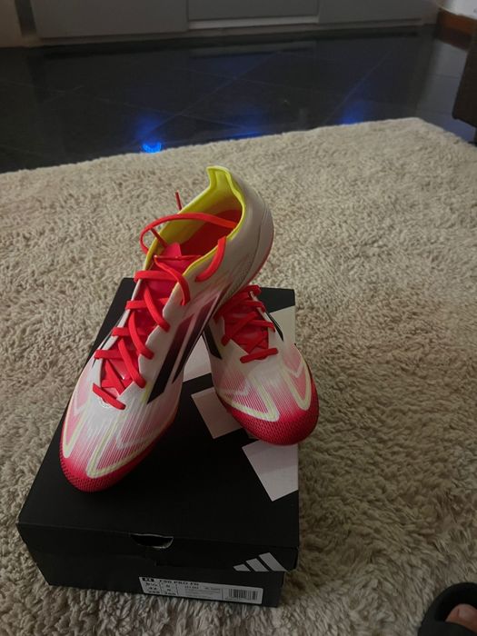 Chuteiras F50 Pro