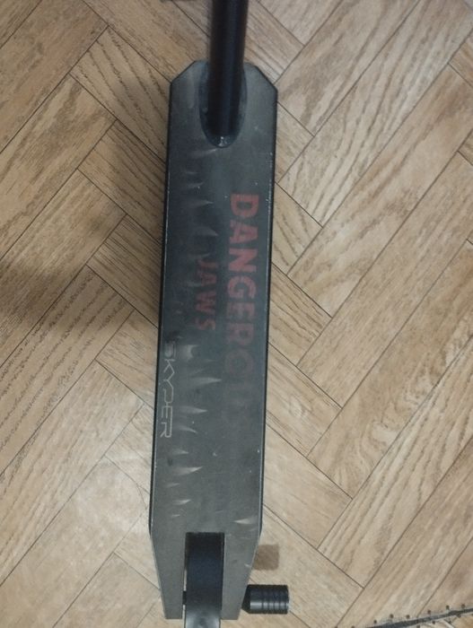 Продам трюкавой самакат